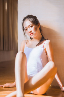 校园纯肉喷水高hnp(迈克尔middot凯里)
